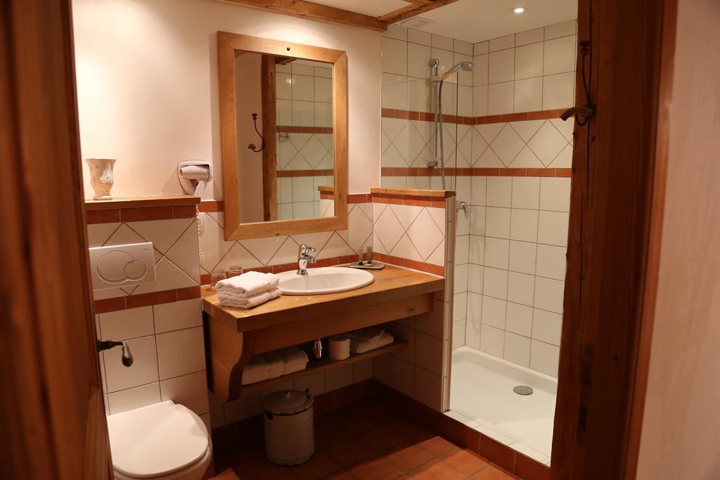 Auberge Du Moulin De Lere Vailly Room photo